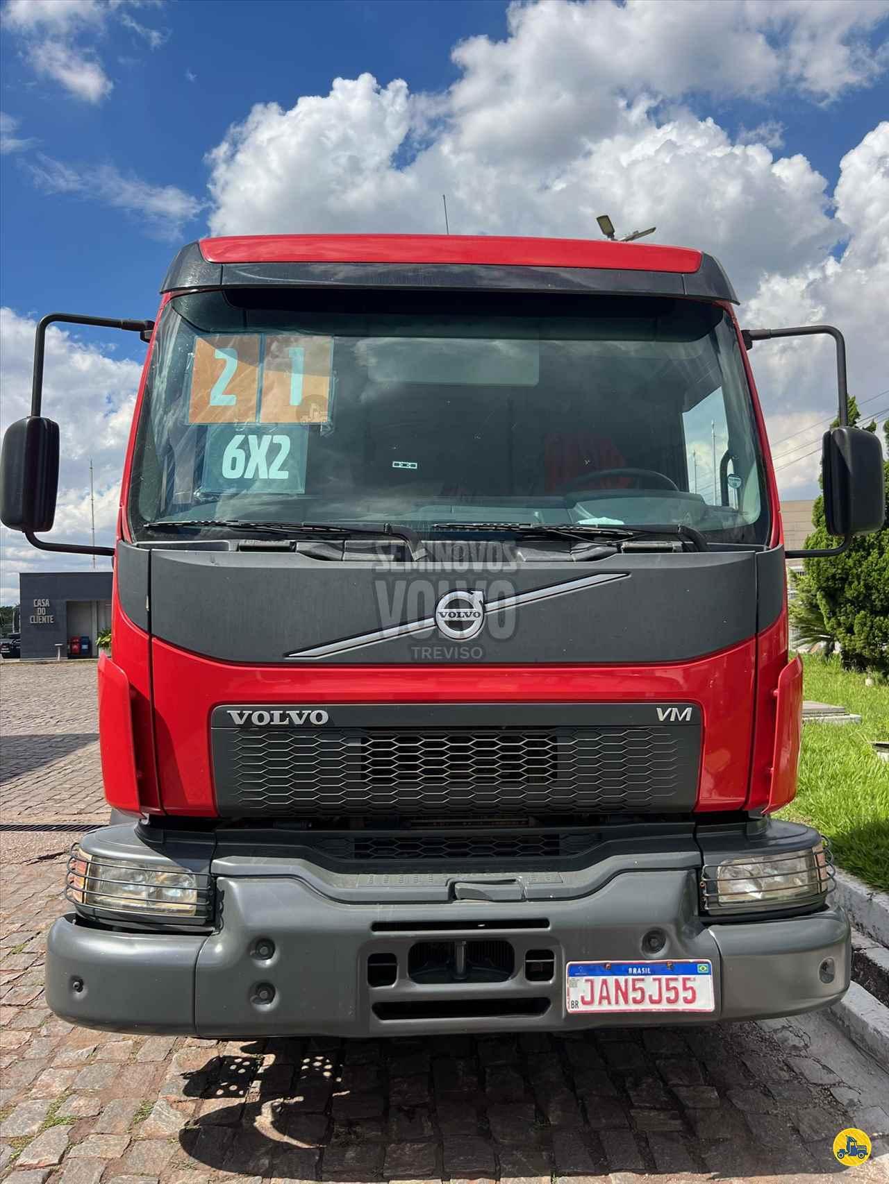 VOLVO VM 330