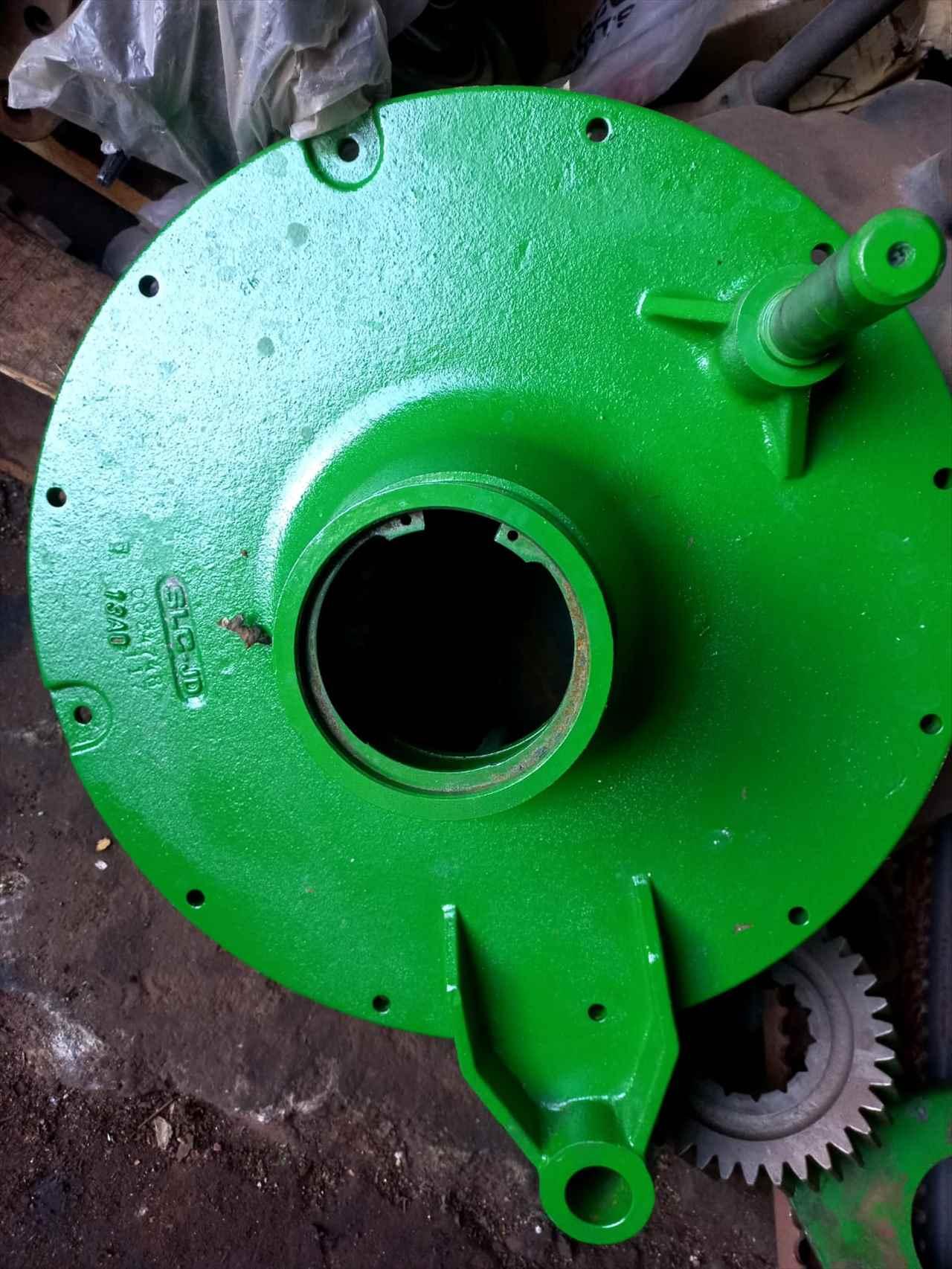 Tampa caixa seca John Deere 1175