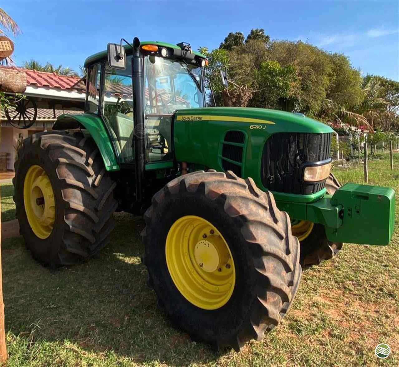 JOHN DEERE 6210