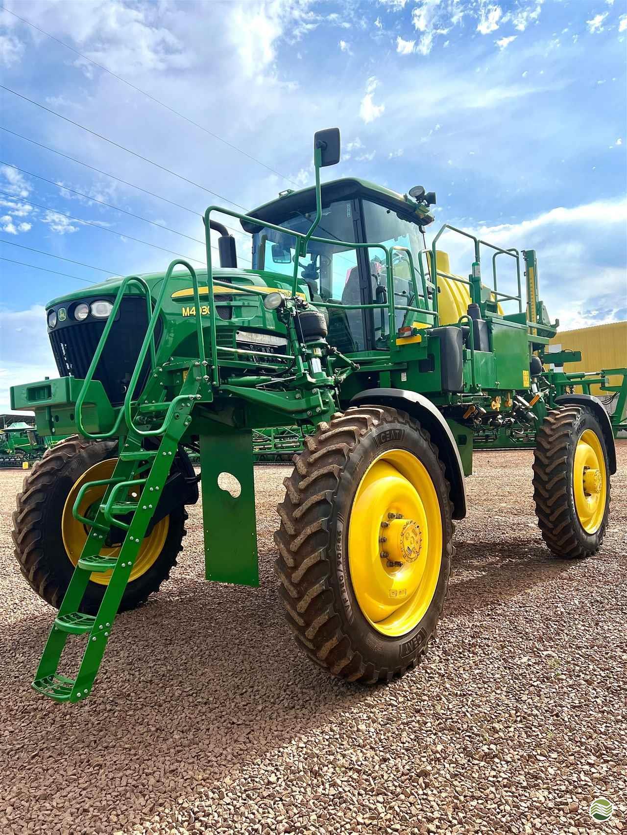 JOHN DEERE M4030