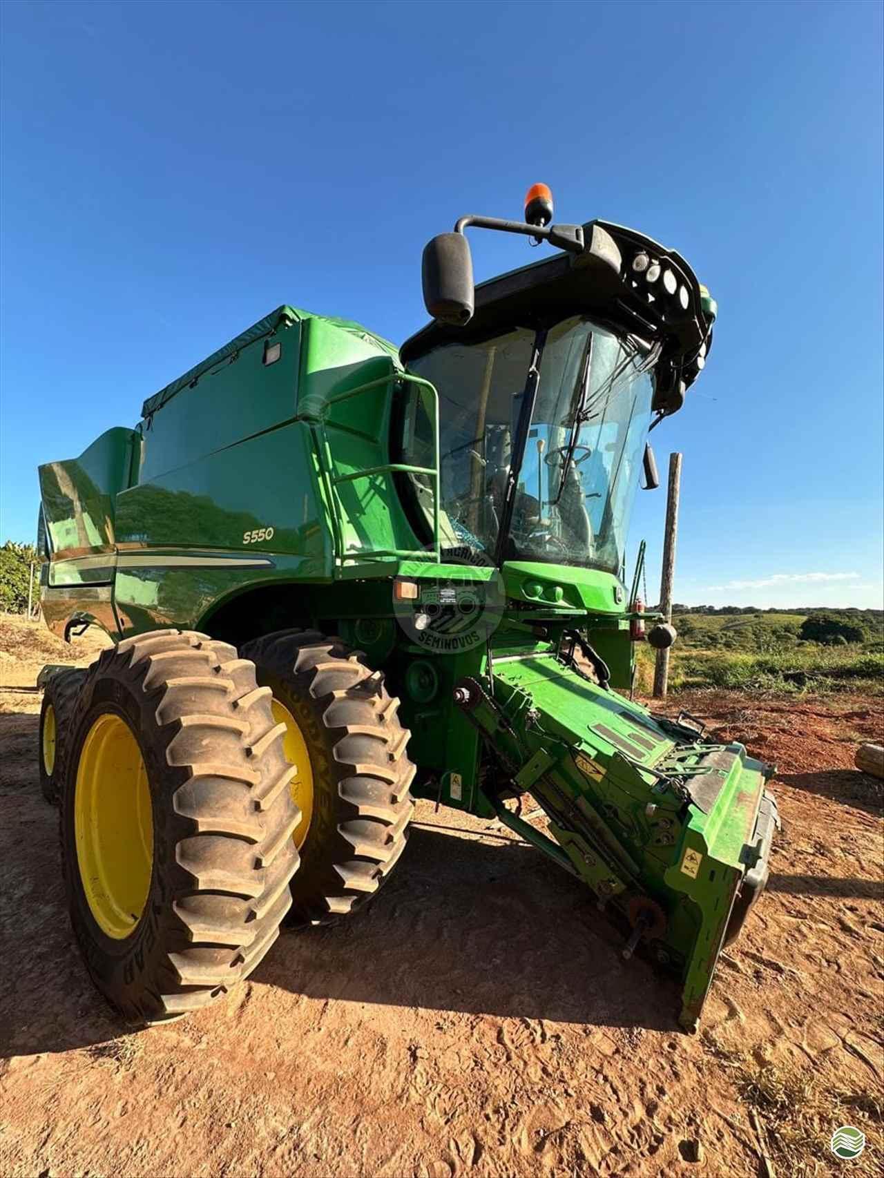 JOHN DEERE S550