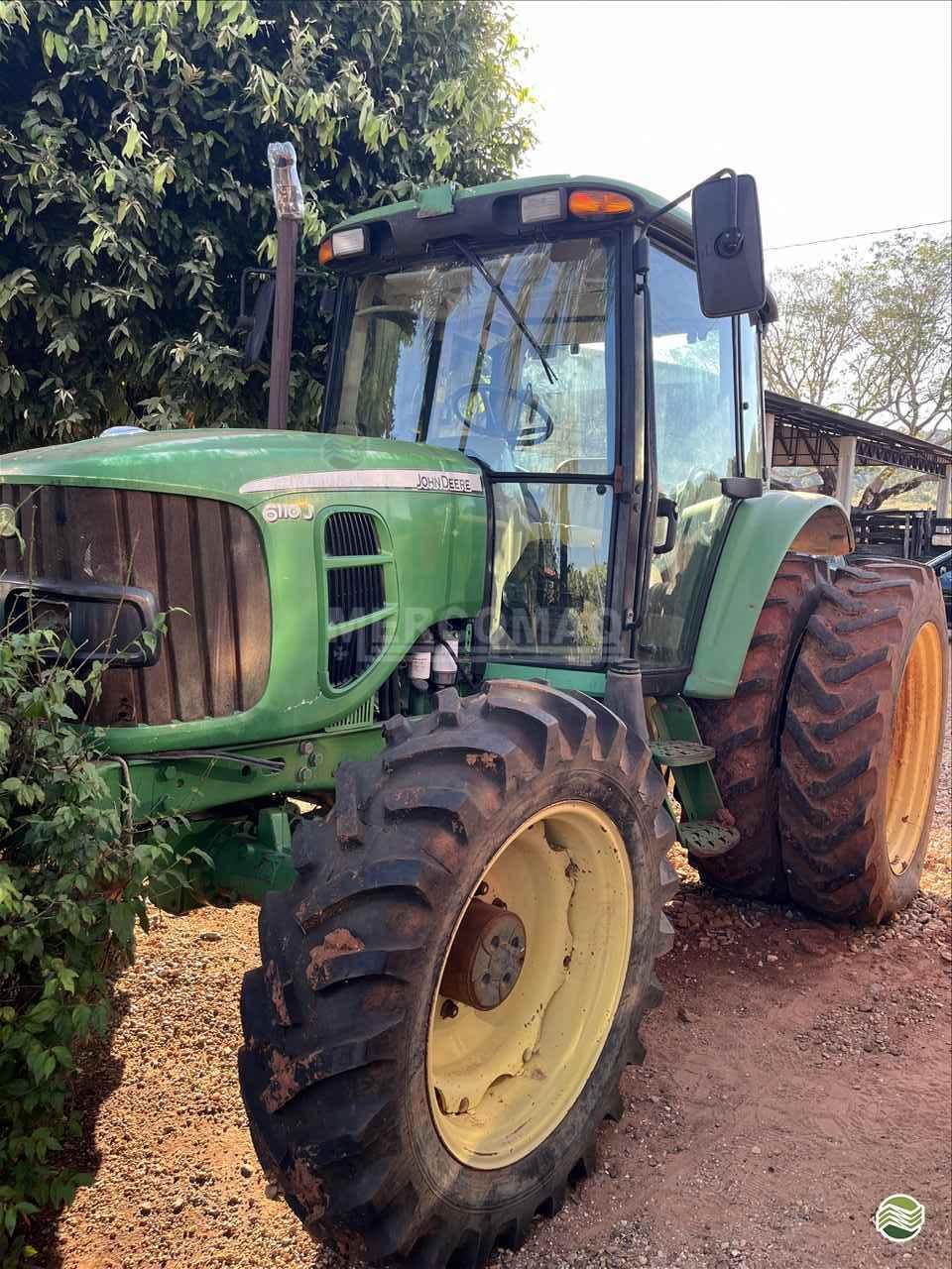 JOHN DEERE 6110