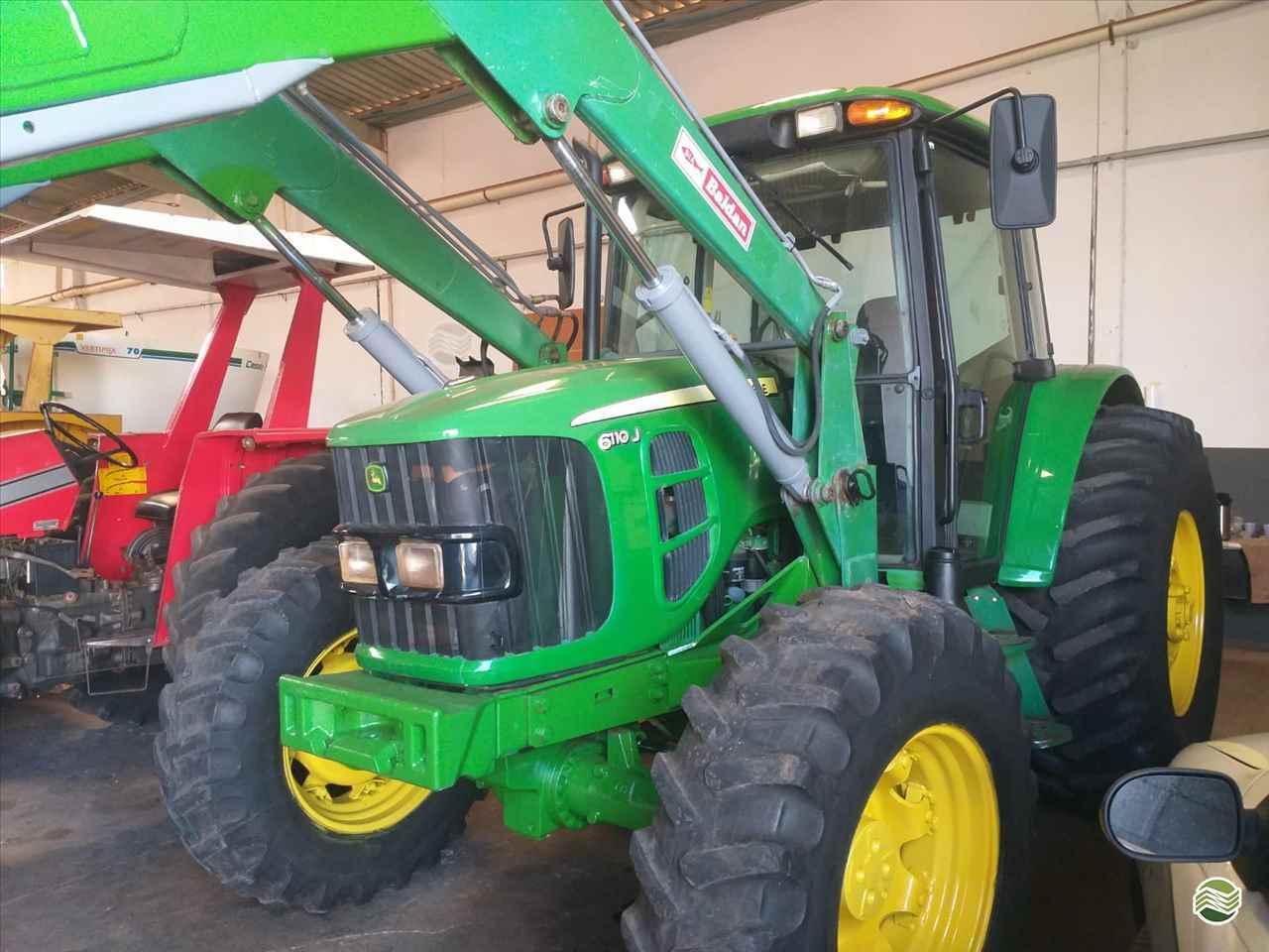 JOHN DEERE 6110