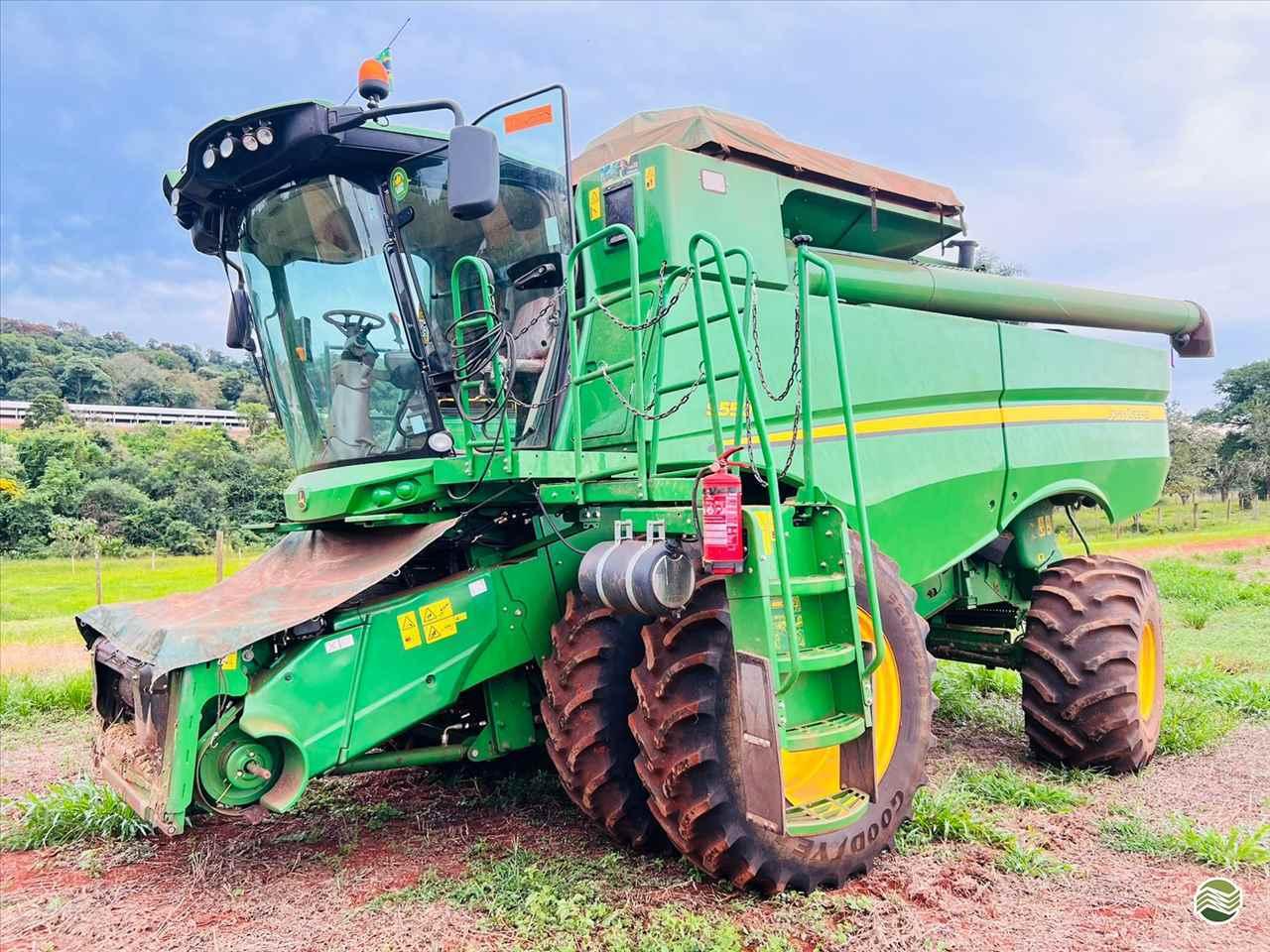 JOHN DEERE S550