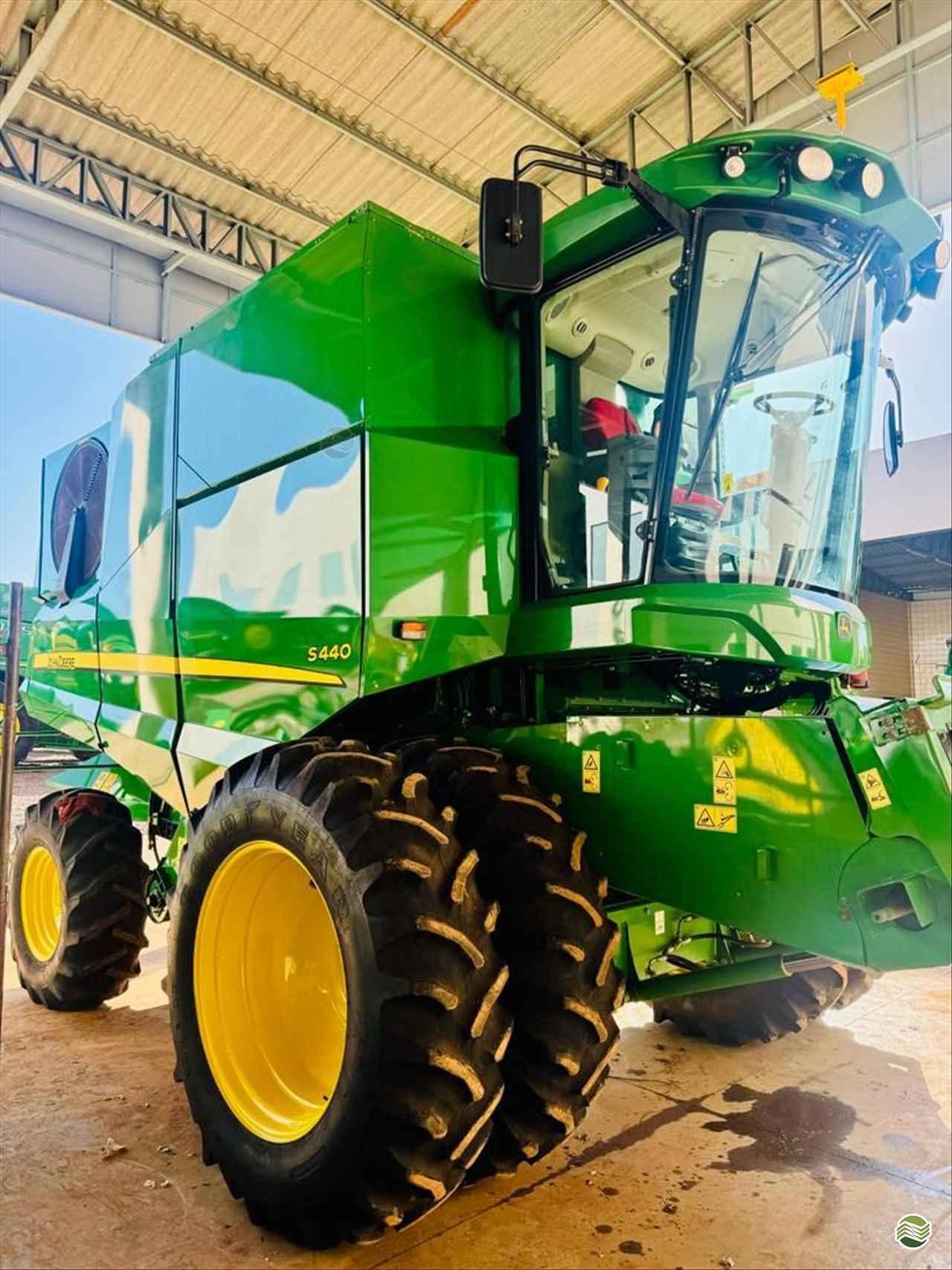 JOHN DEERE S440