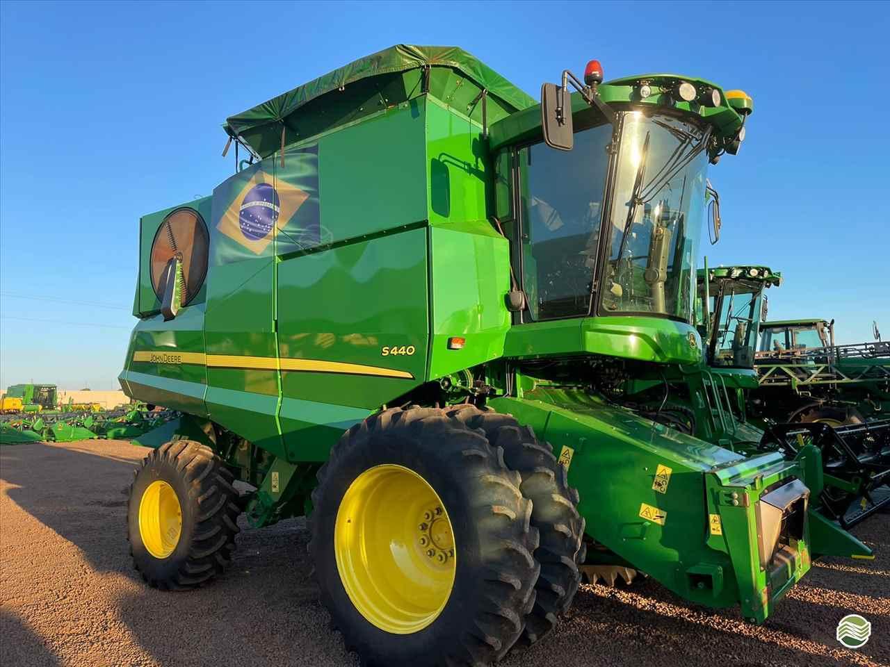 JOHN DEERE S440