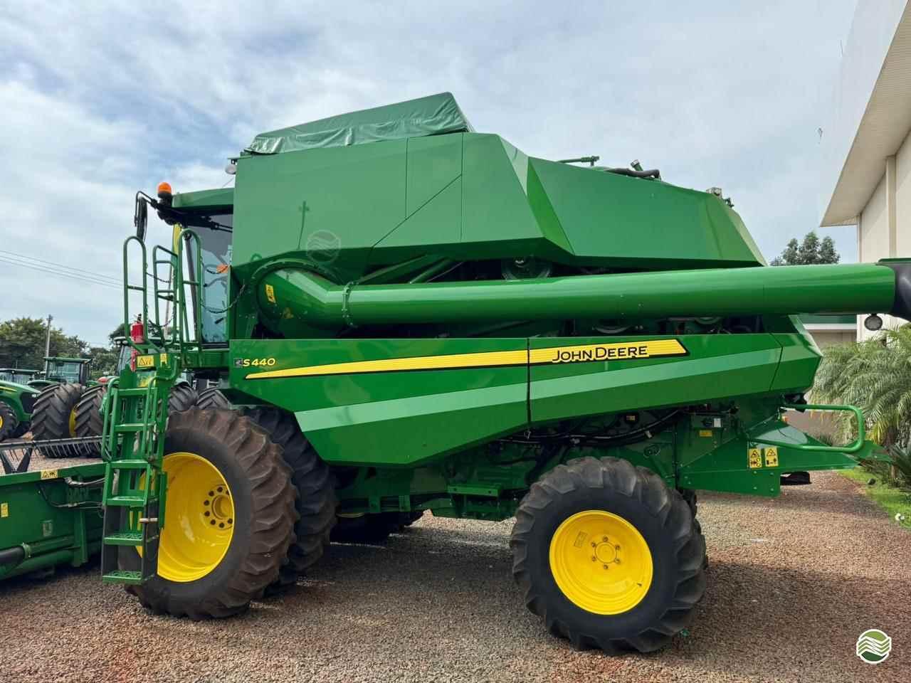 JOHN DEERE S440