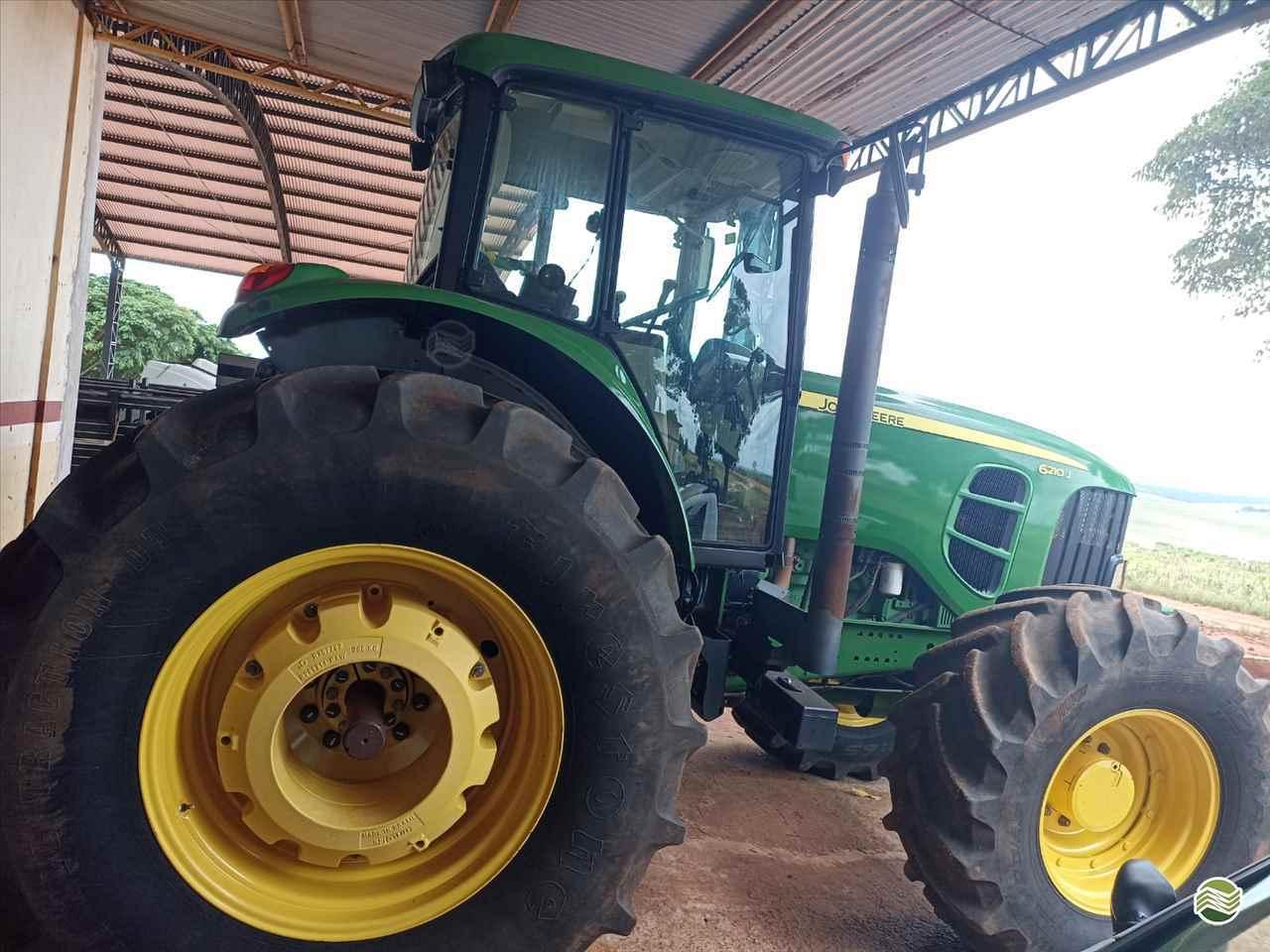 JOHN DEERE 6210