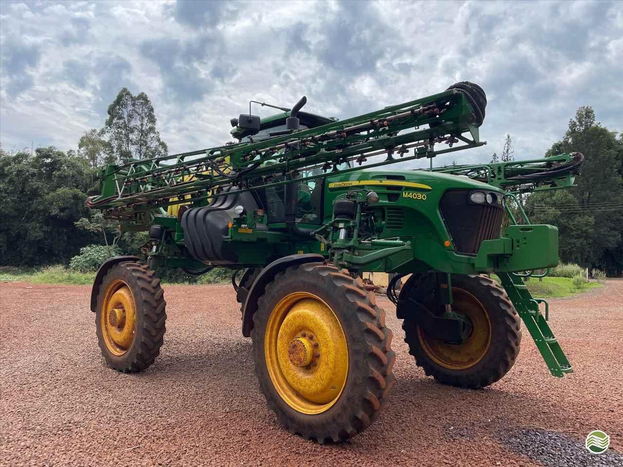 JOHN DEERE M4030