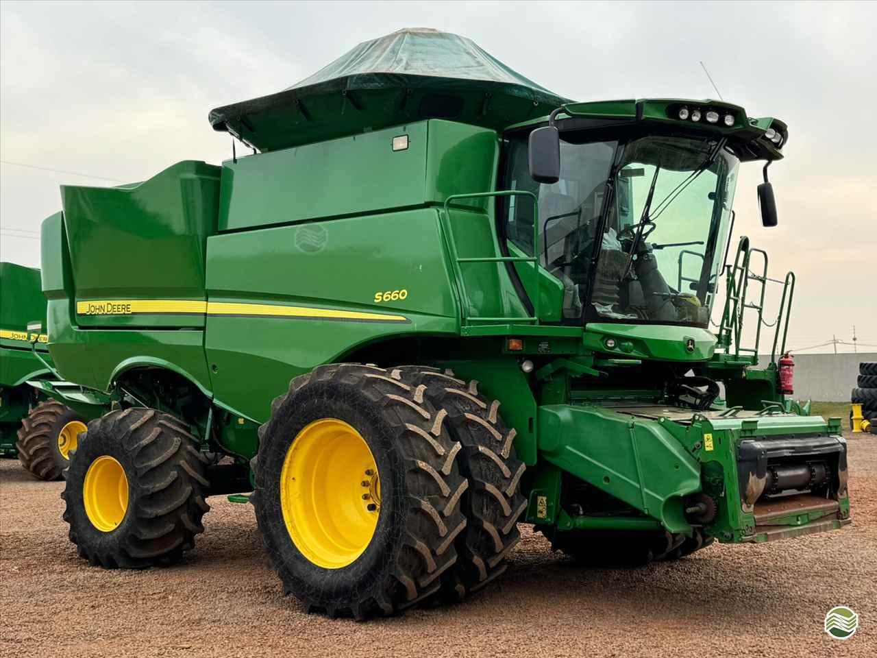 JOHN DEERE S660