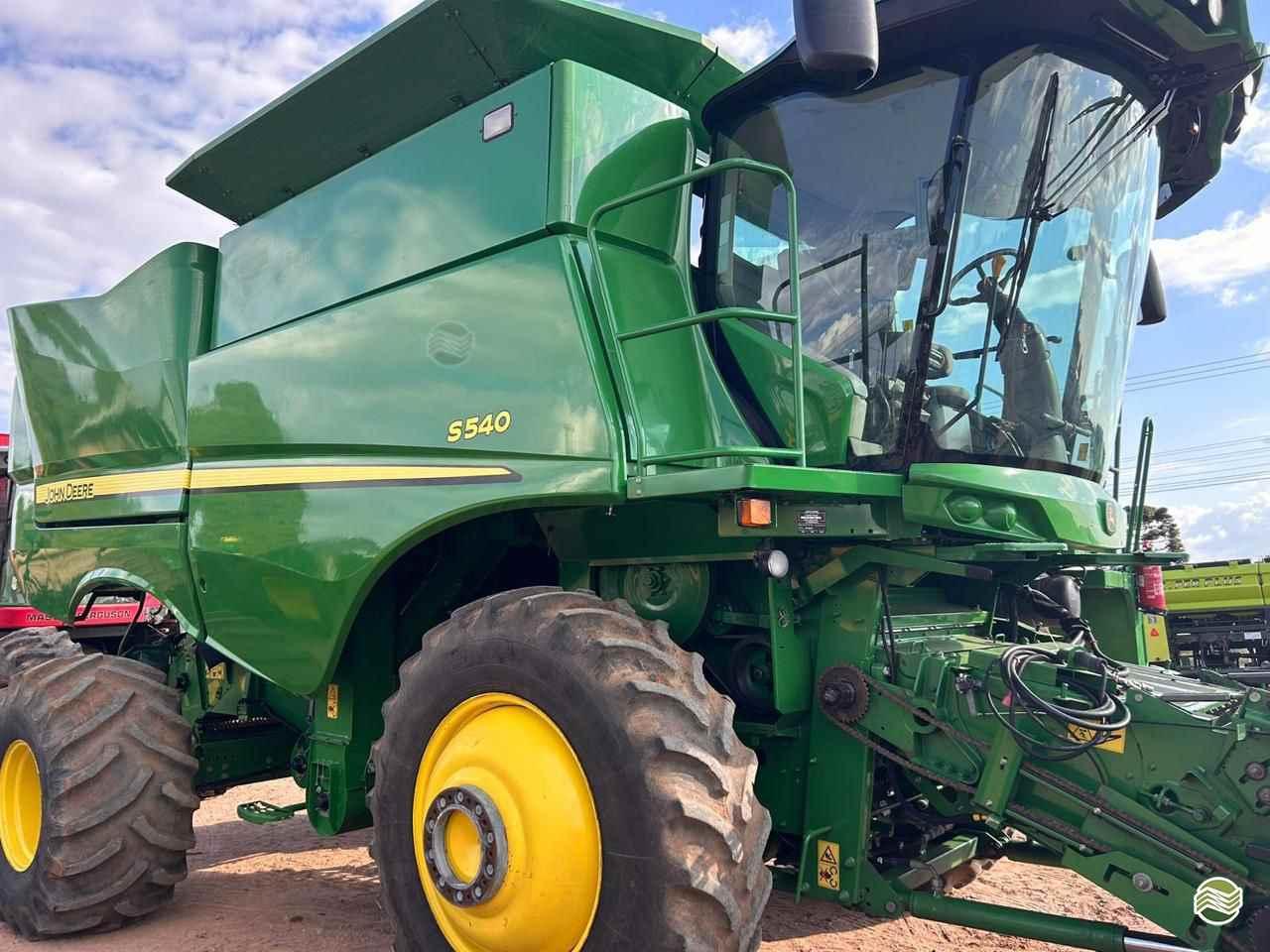 JOHN DEERE S540