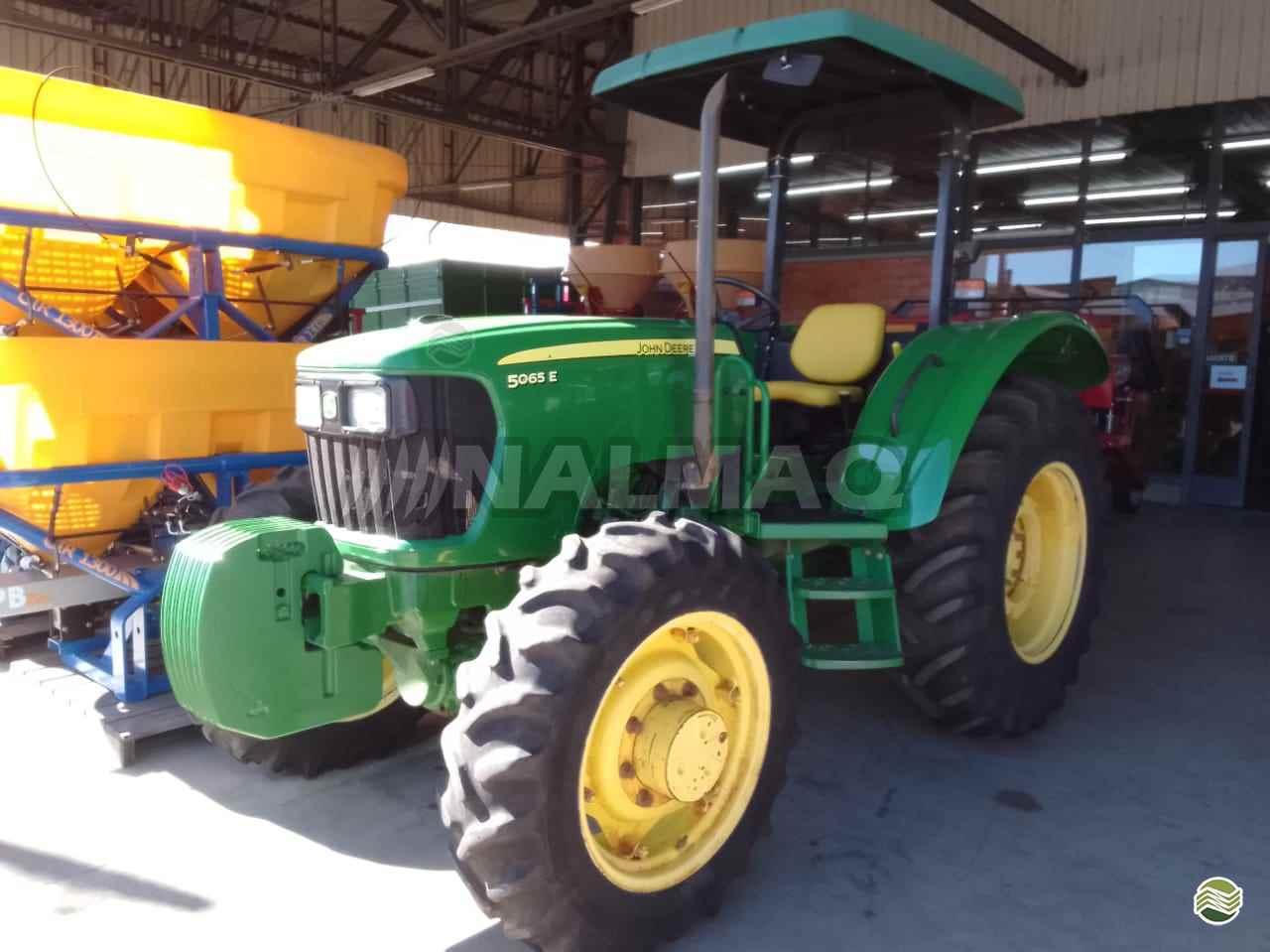 JOHN DEERE 5065