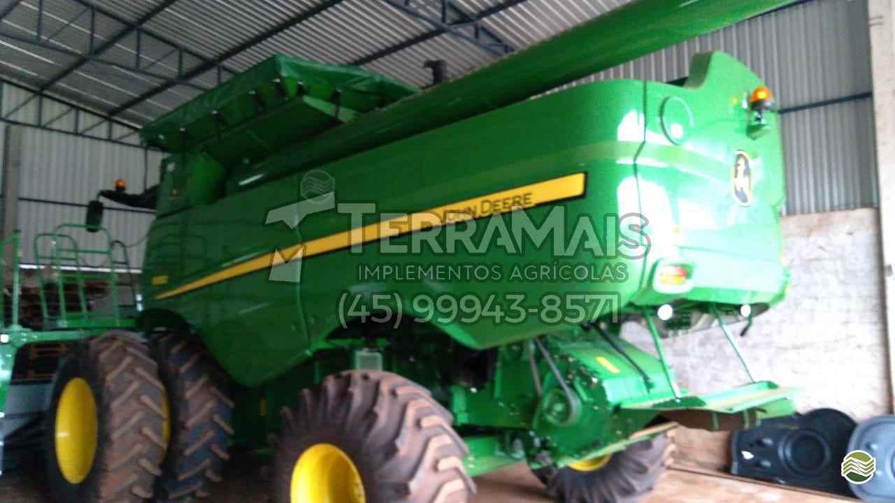 JOHN DEERE S550