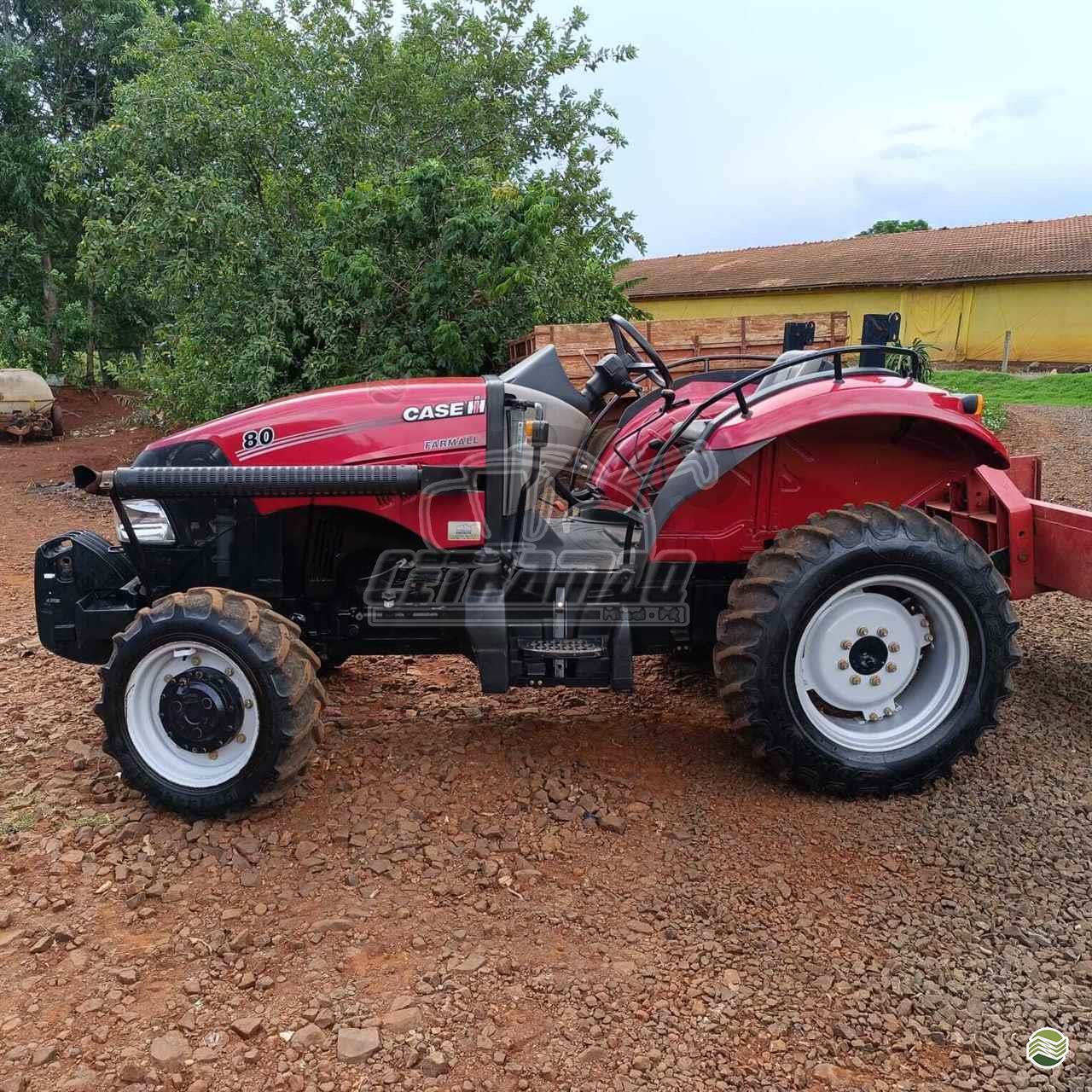 CASE Farmall 80