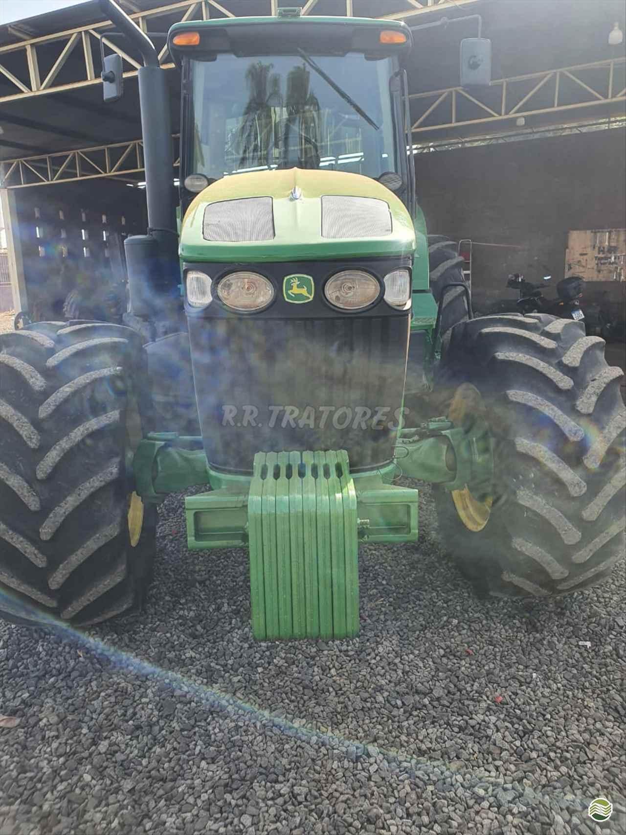 JOHN DEERE 7225