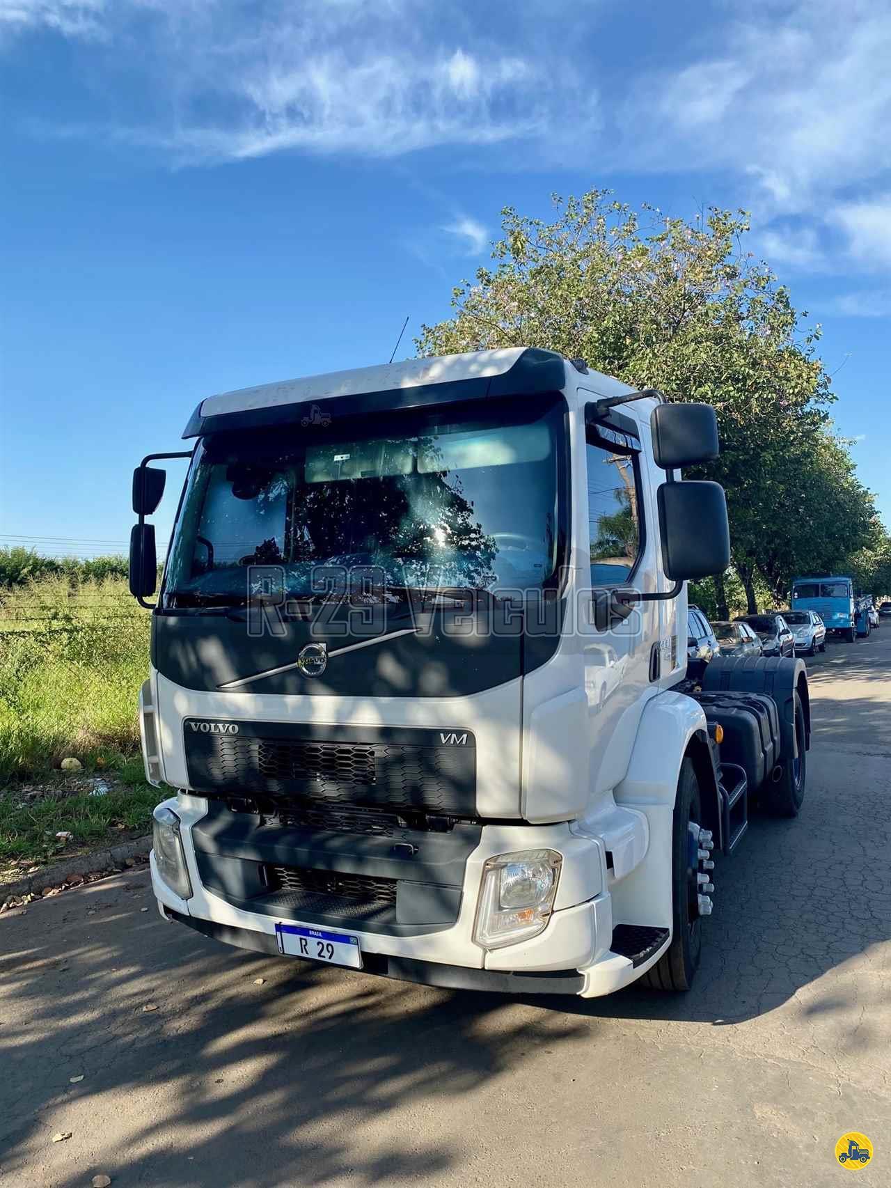 VOLVO VM 330