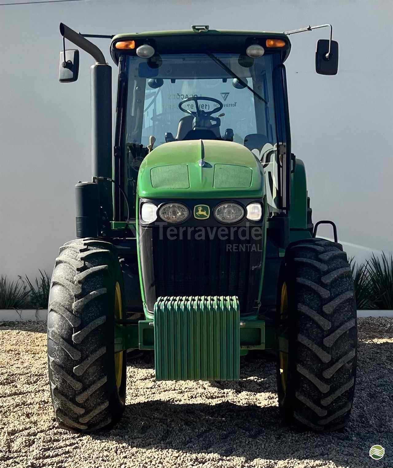 JOHN DEERE 7230