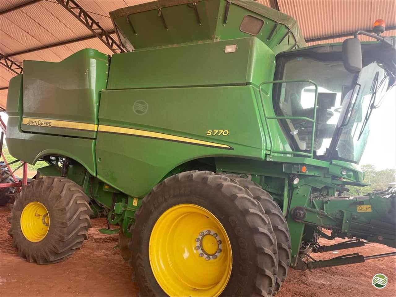 JOHN DEERE S770