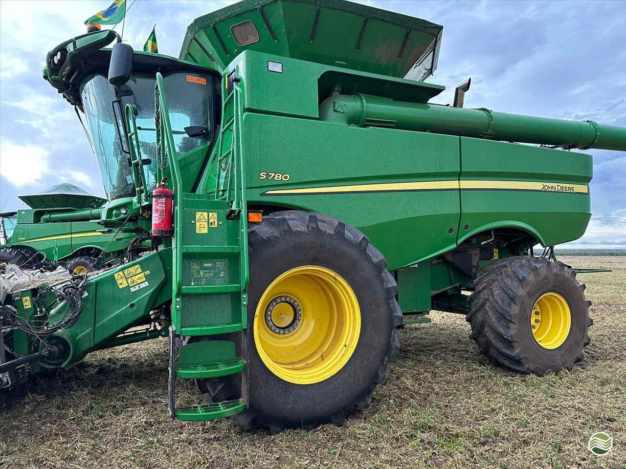 JOHN DEERE S780