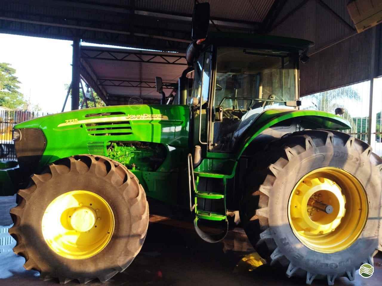 JOHN DEERE 7715