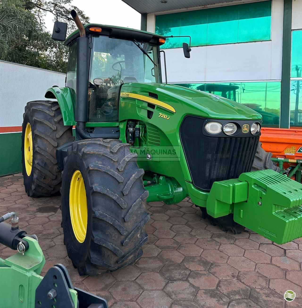 JOHN DEERE 7210