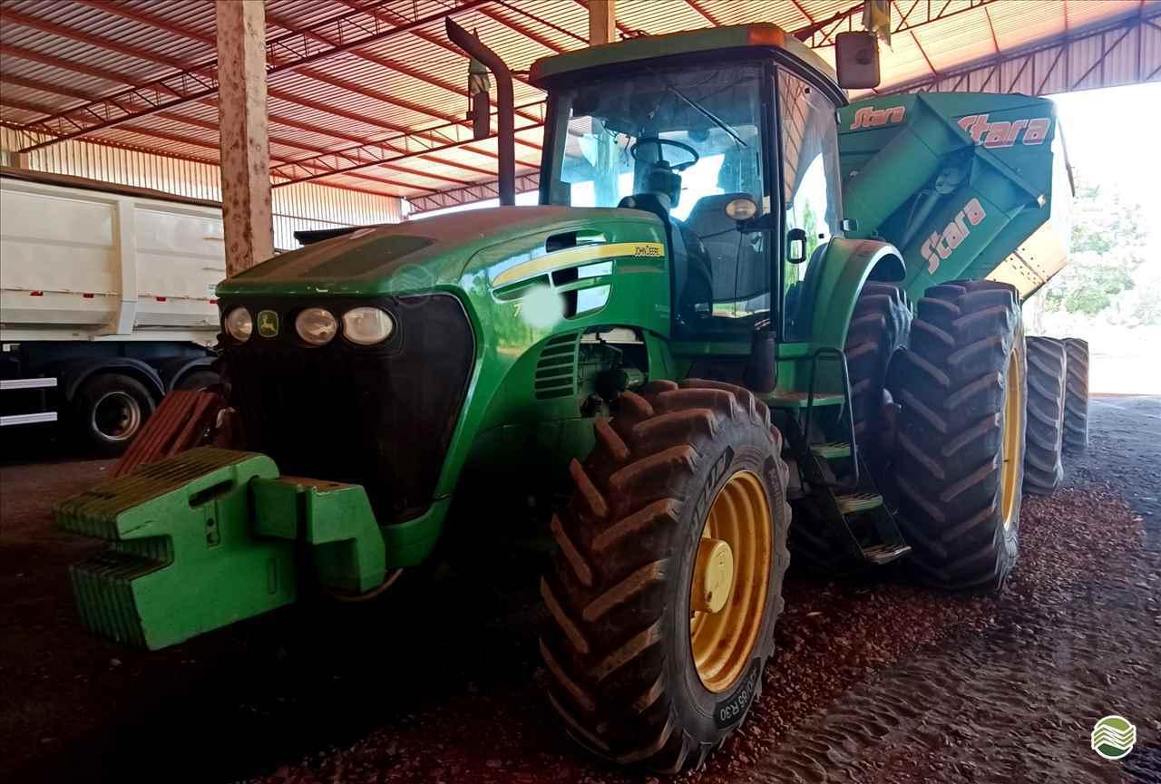 JOHN DEERE 7815