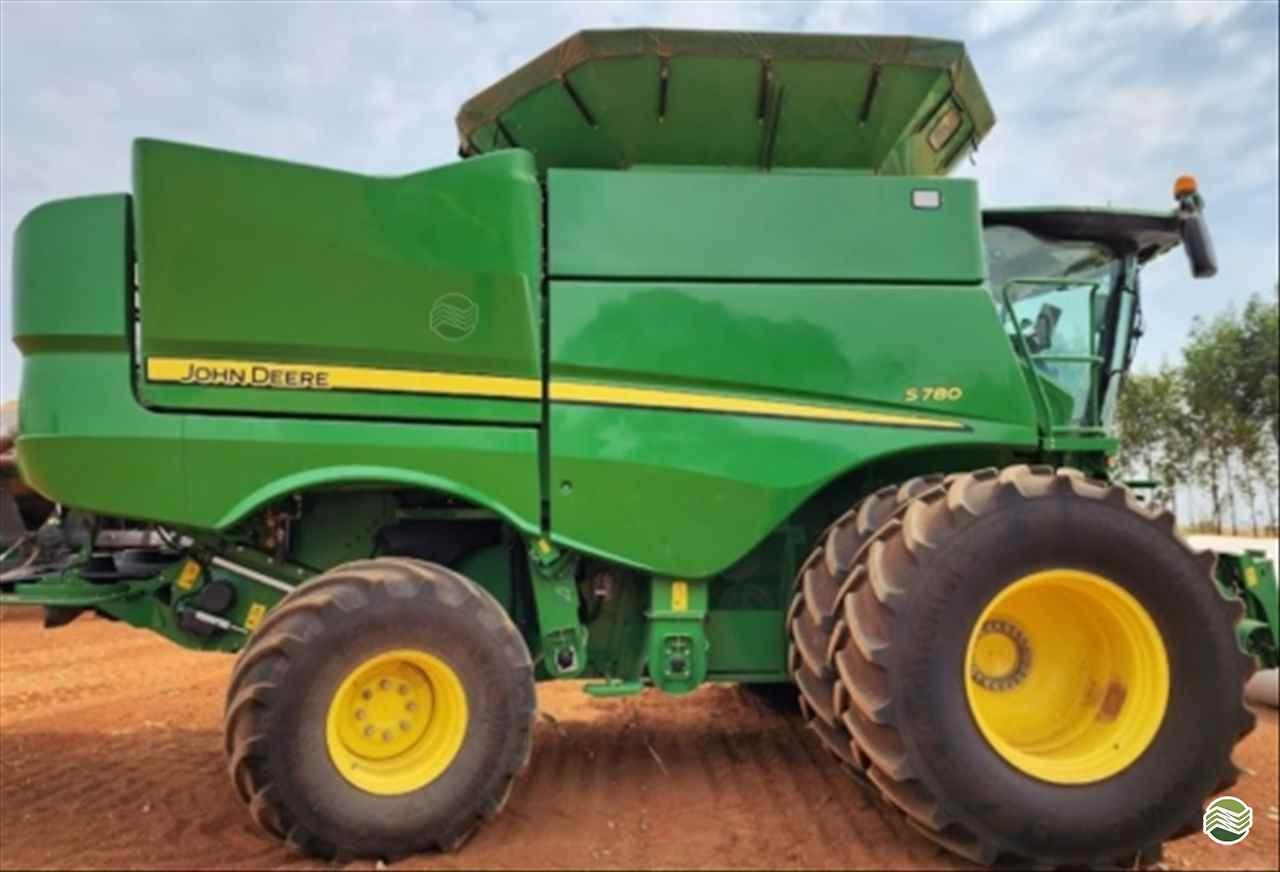 JOHN DEERE S780