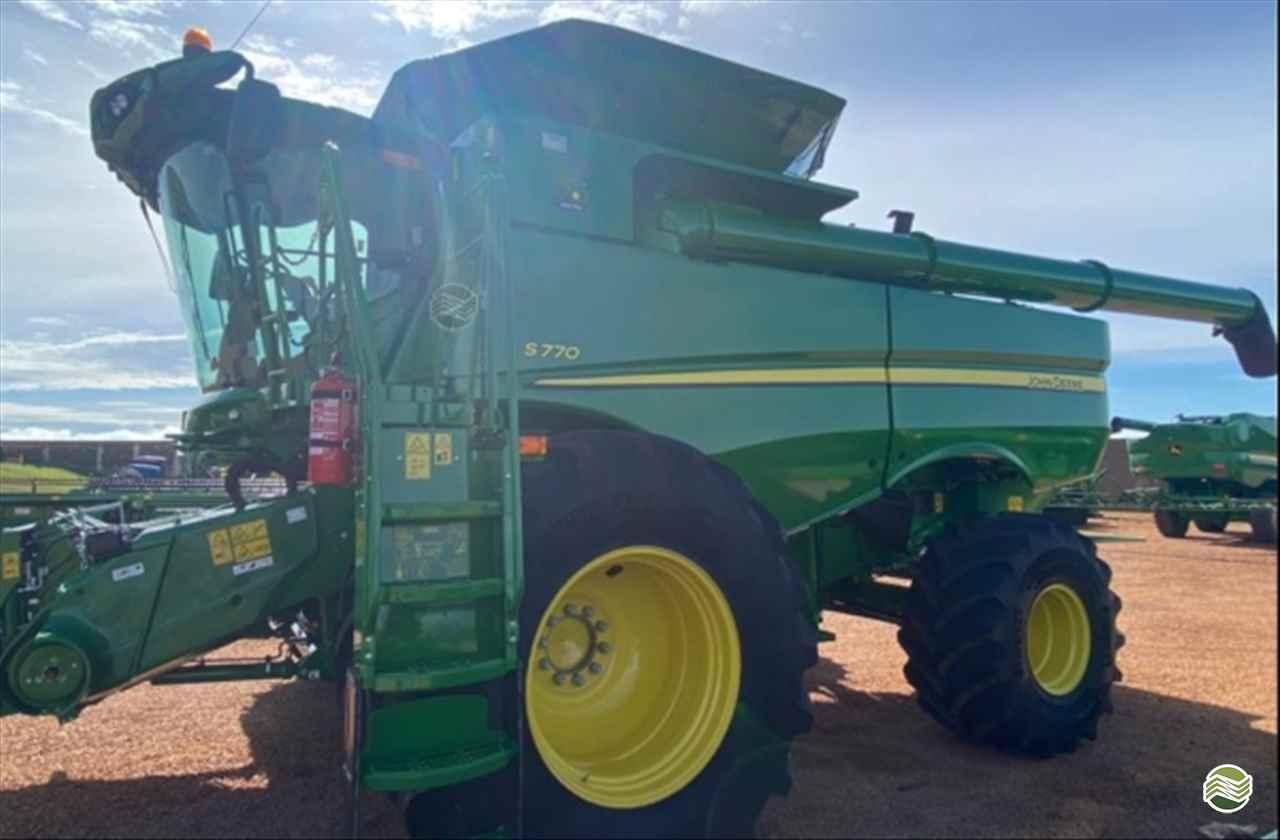 JOHN DEERE S770