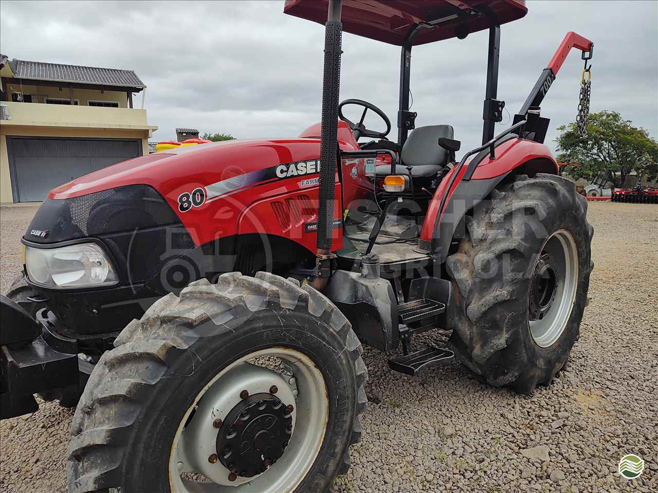 CASE Farmall 80