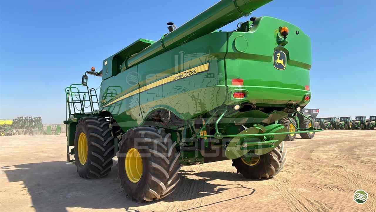 JOHN DEERE S780