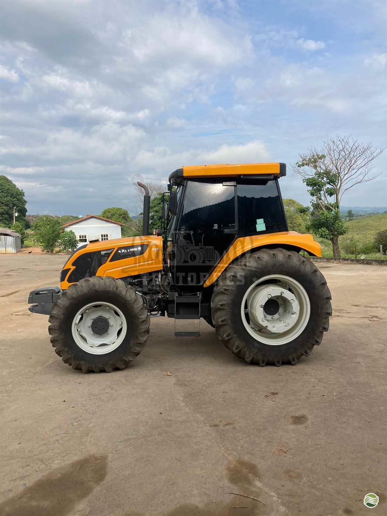 VALTRA  A 990R