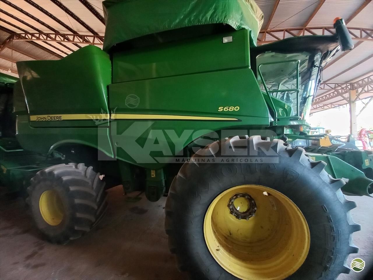 JOHN DEERE S680