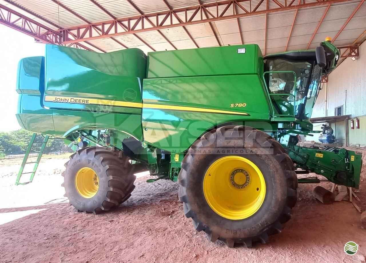 JOHN DEERE S780