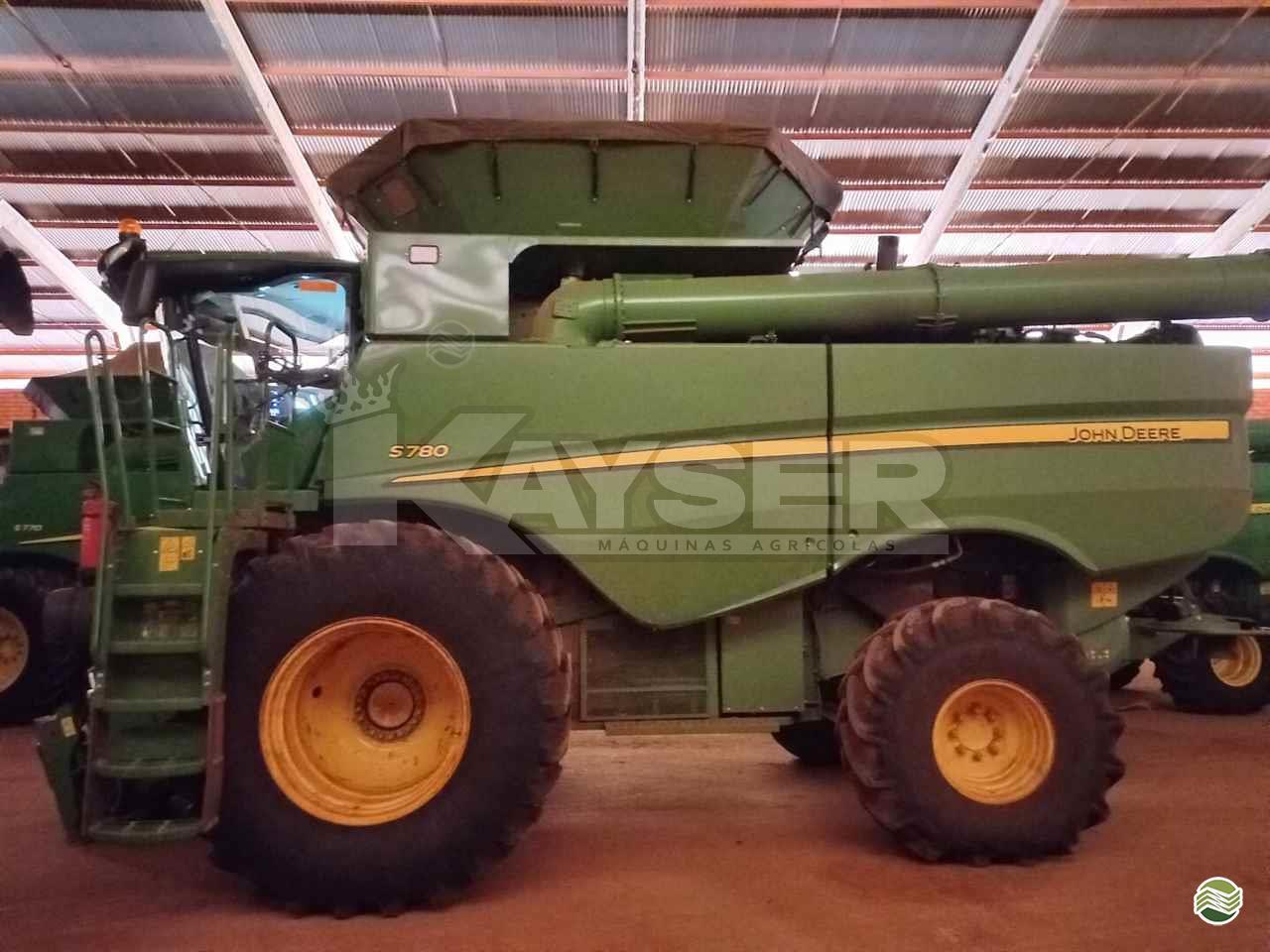 JOHN DEERE S780