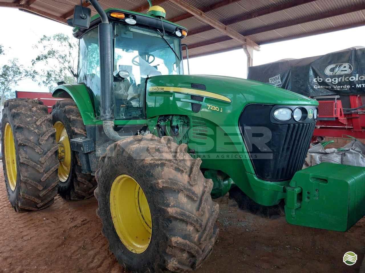 JOHN DEERE 7230