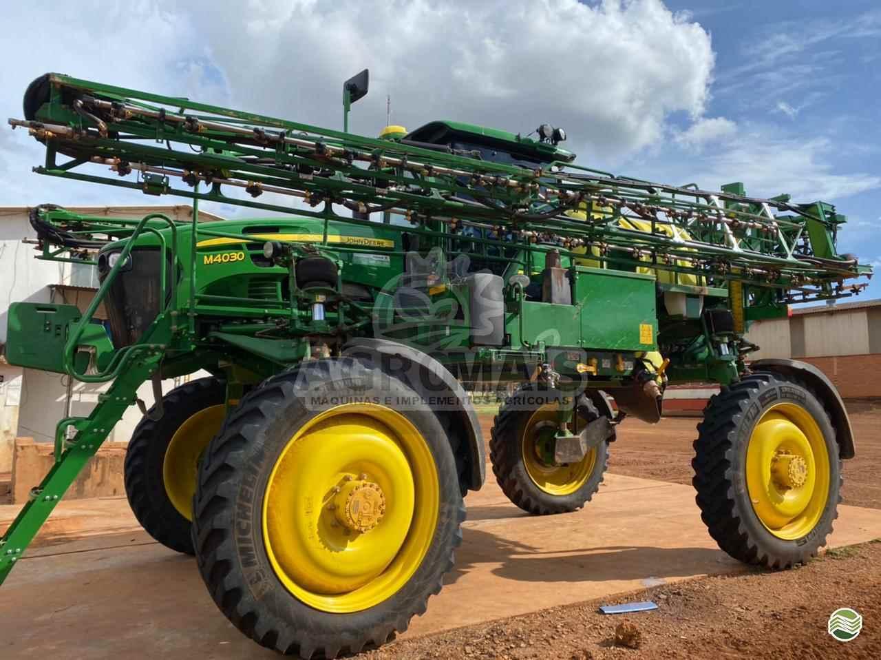 JOHN DEERE M4030