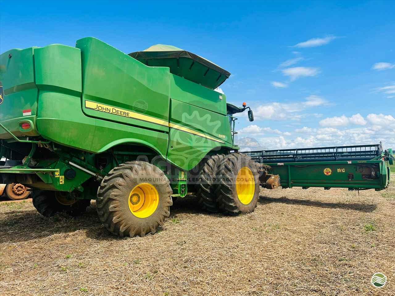 JOHN DEERE S670