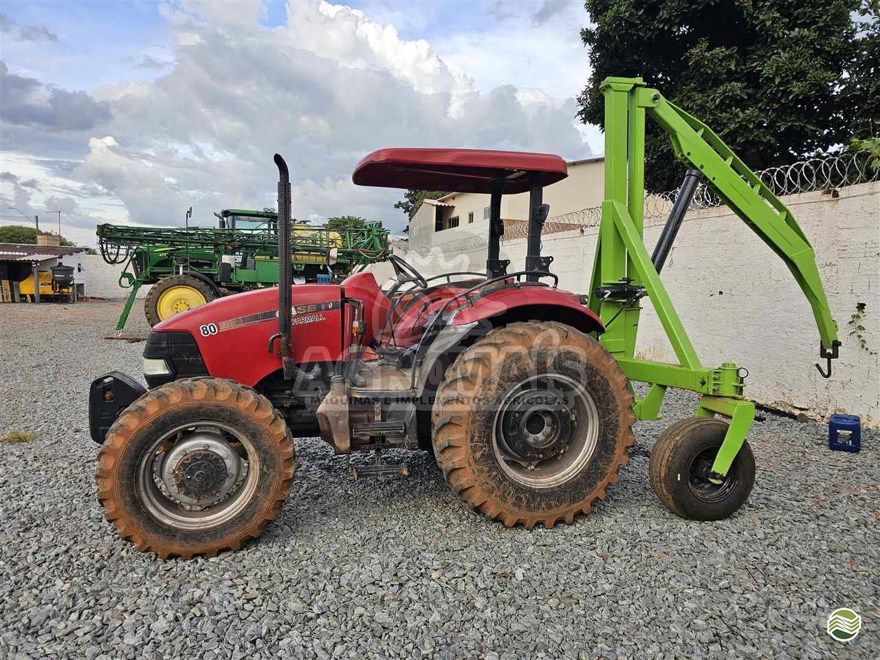 CASE Farmall 80