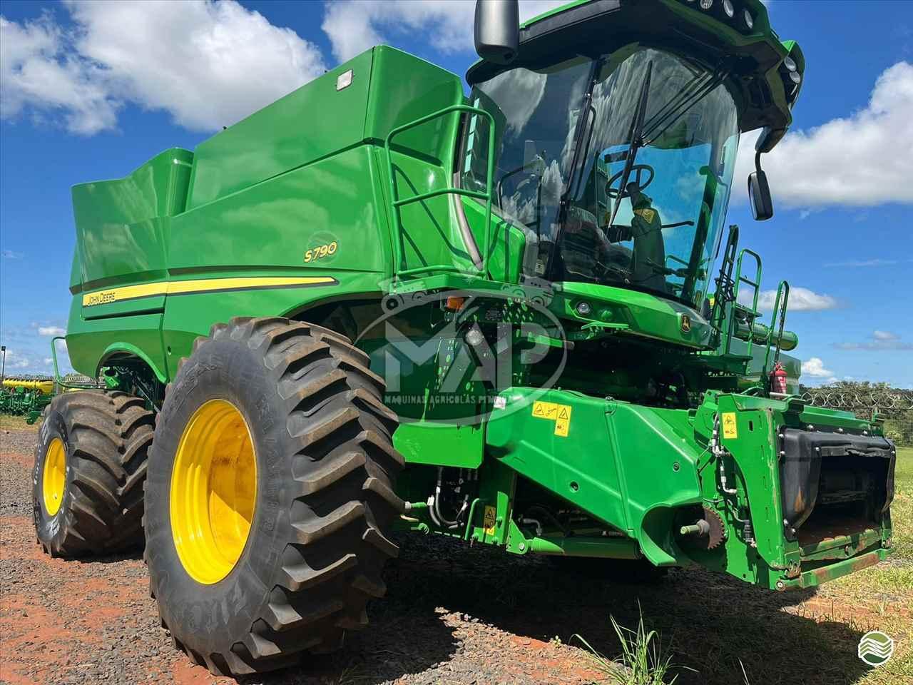 JOHN DEERE S790