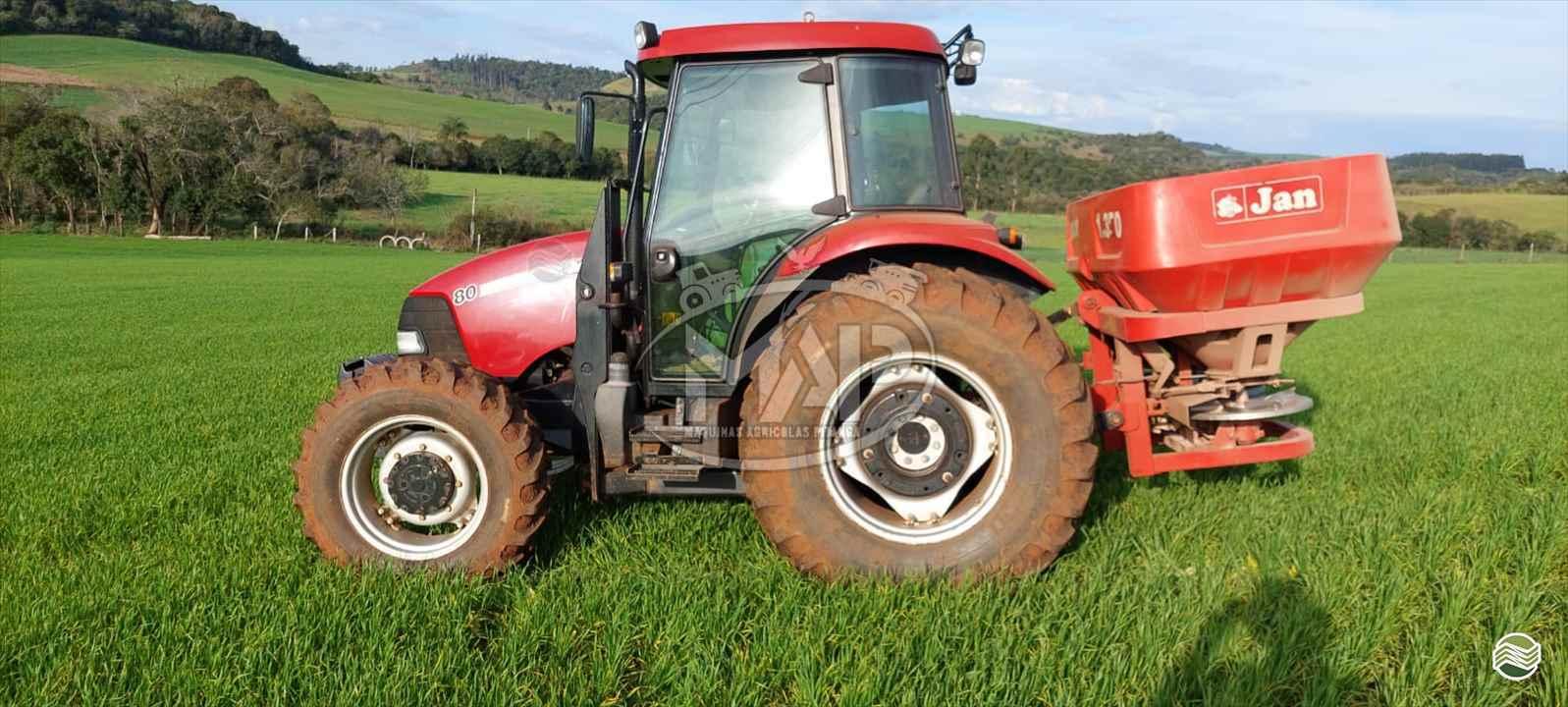 CASE Farmall 80