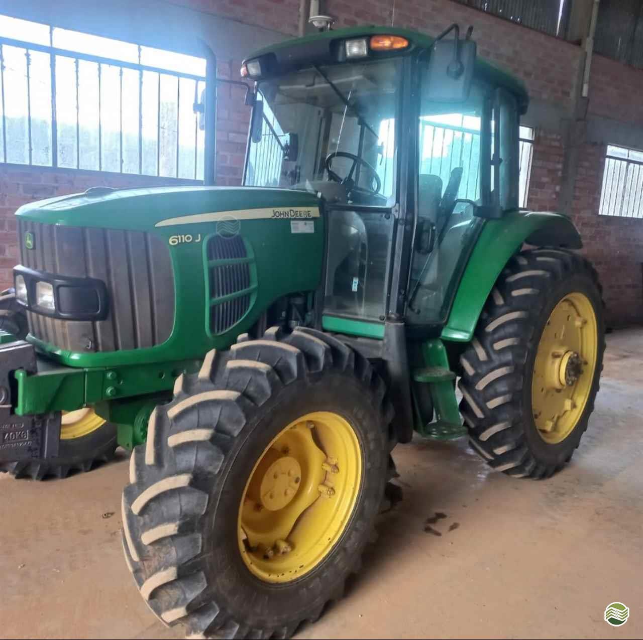 JOHN DEERE 6110