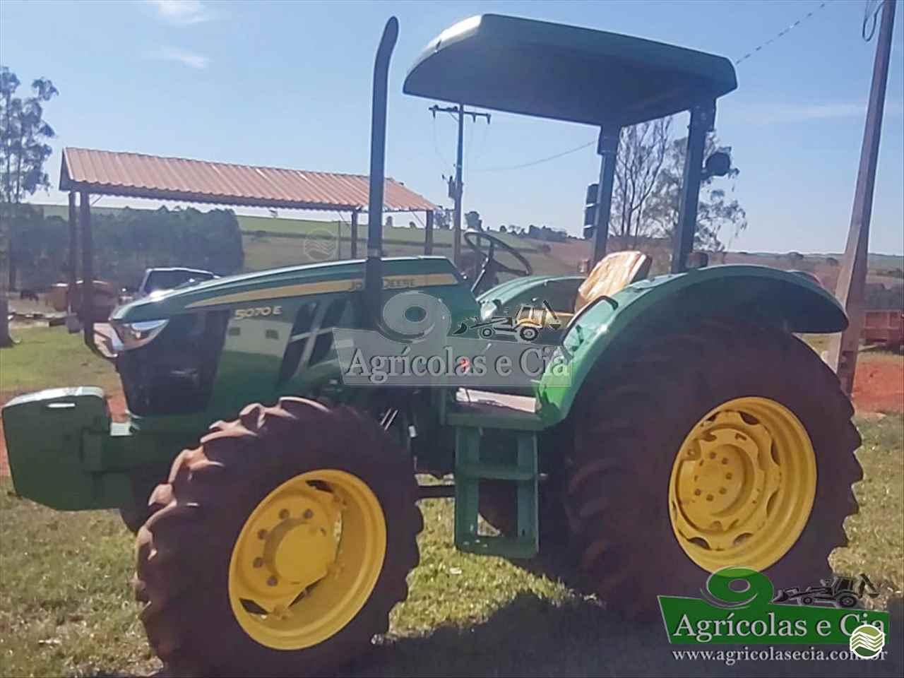 JOHN DEERE 5070