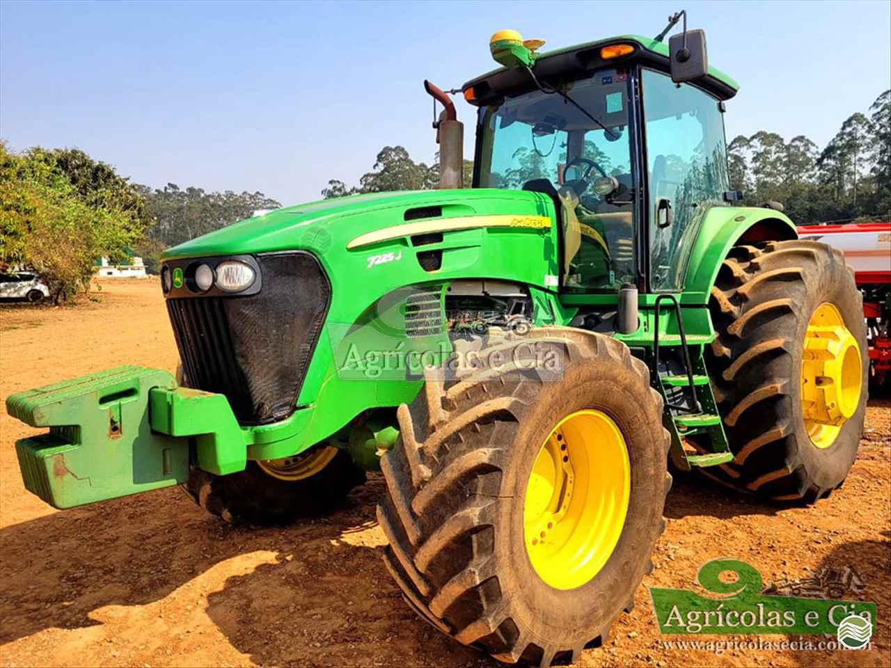 JOHN DEERE 7225