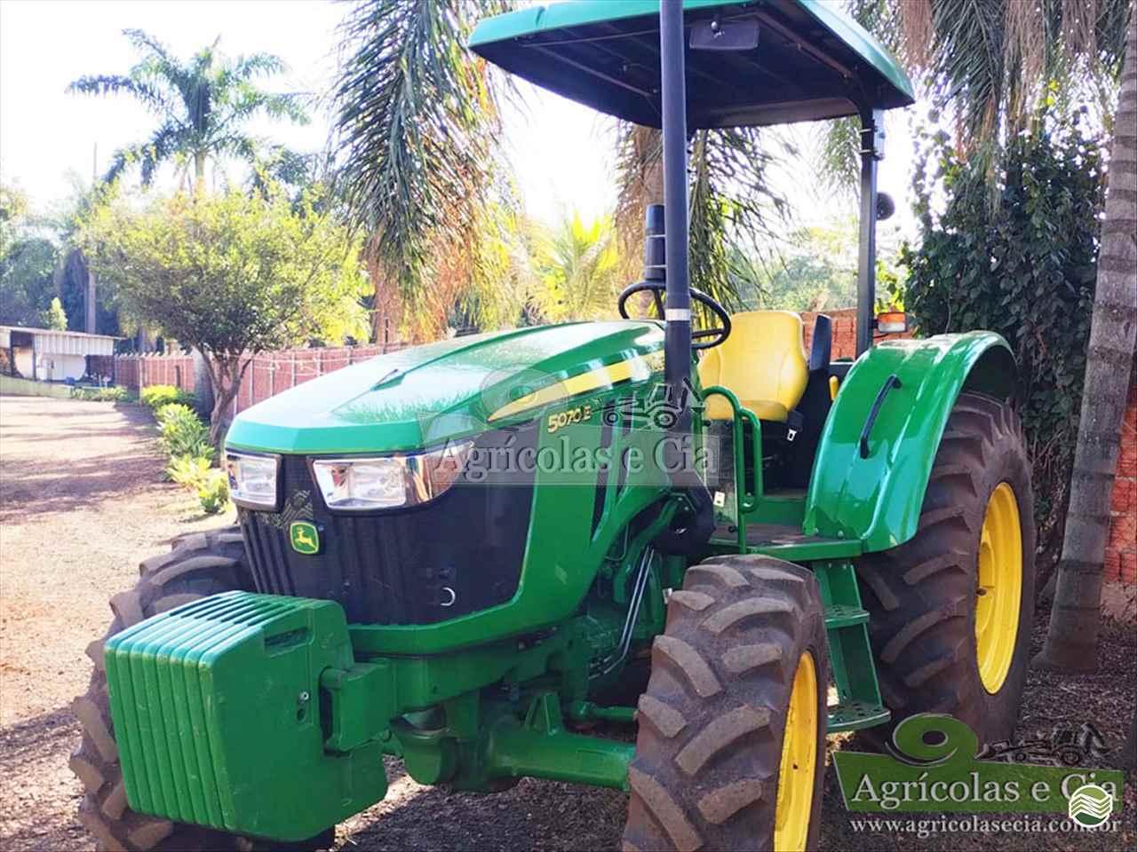 JOHN DEERE 5070