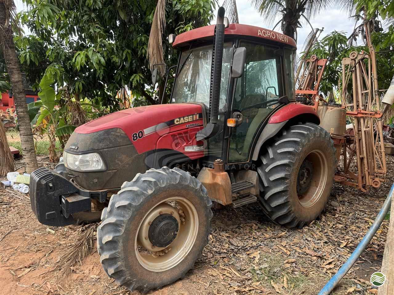 CASE Farmall 80