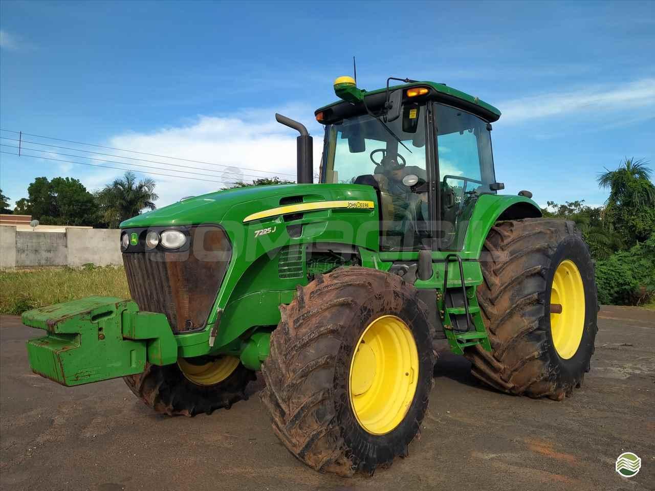 JOHN DEERE 7225