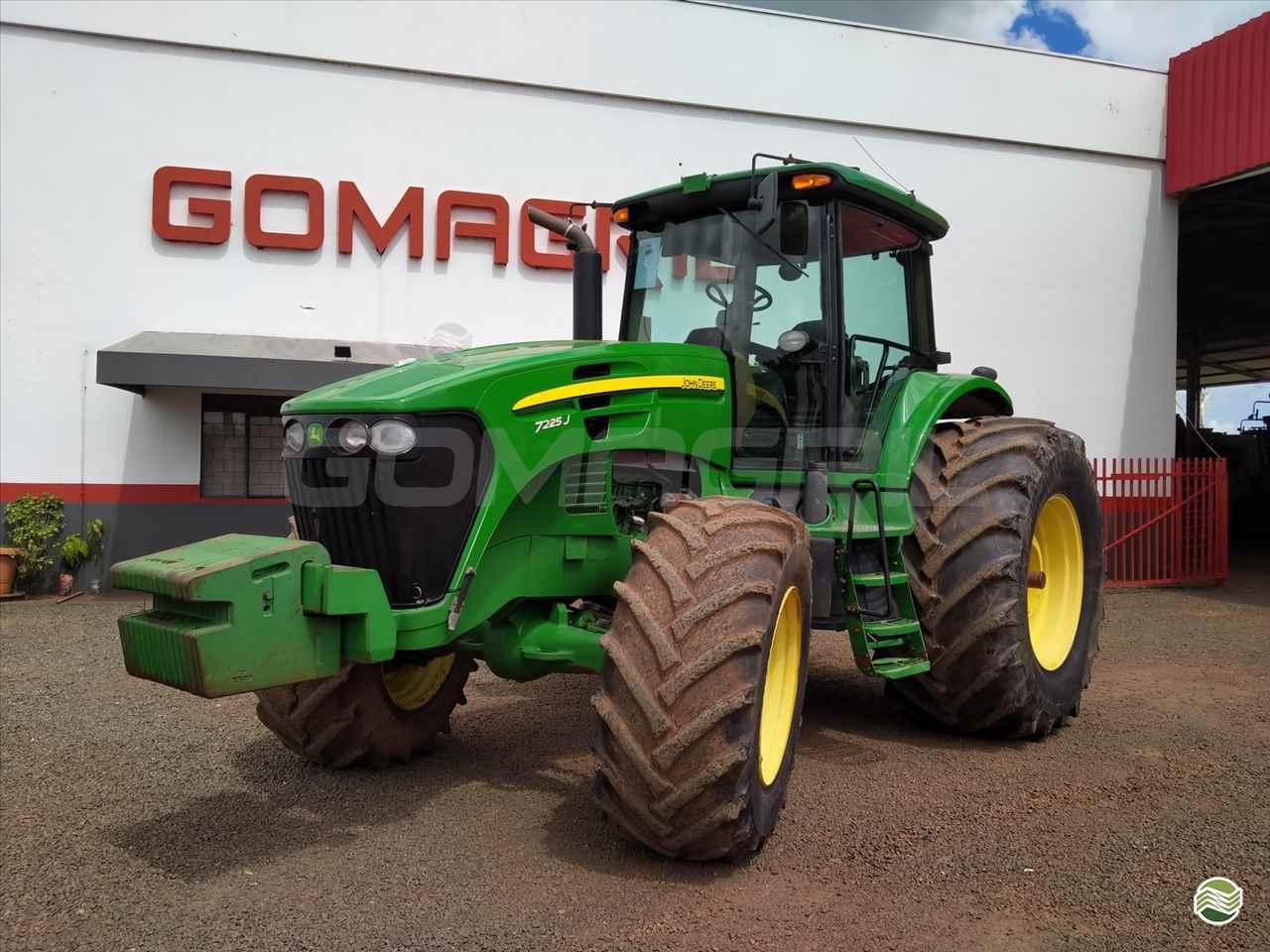 JOHN DEERE 7225