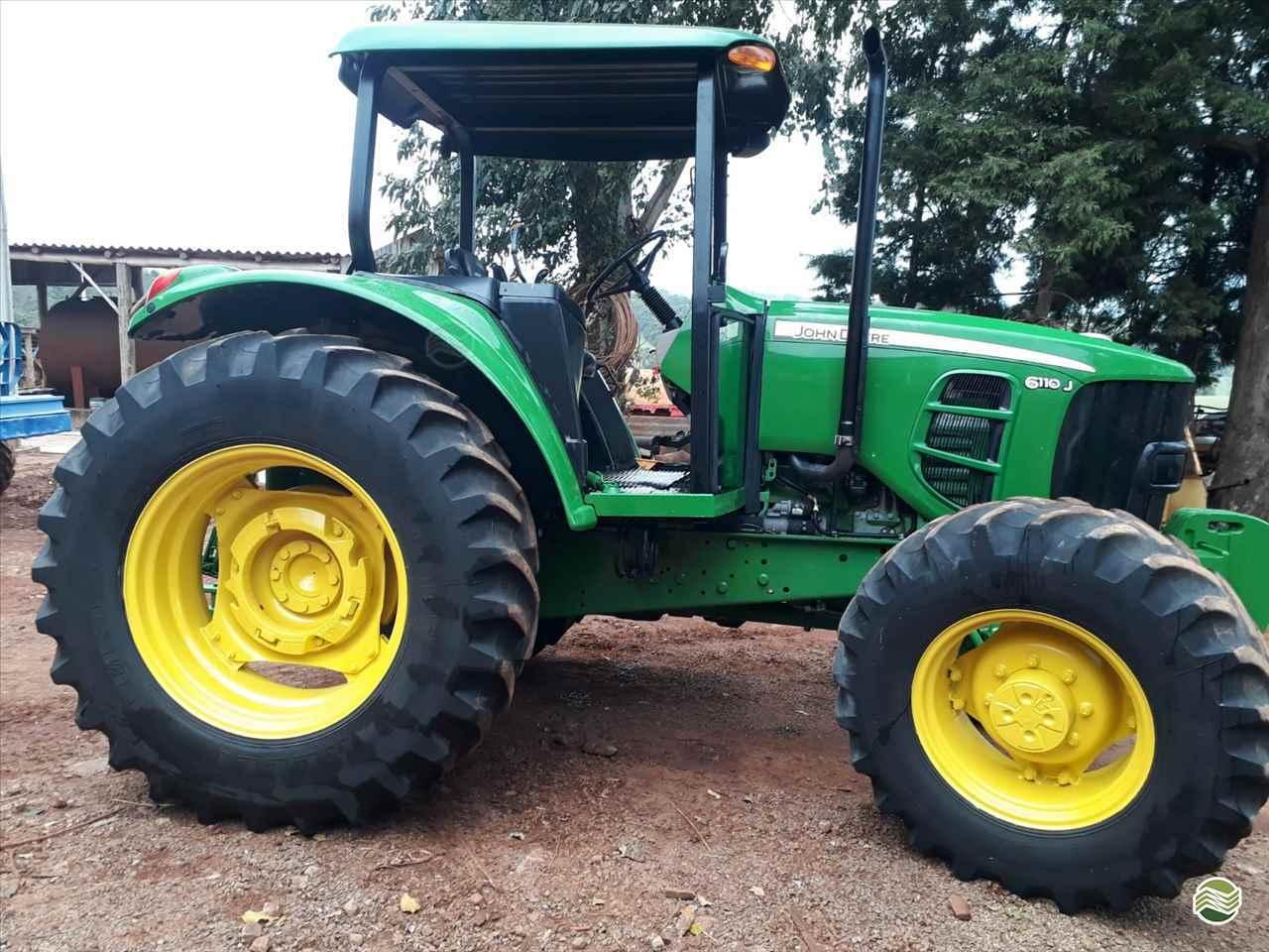 JOHN DEERE 6110