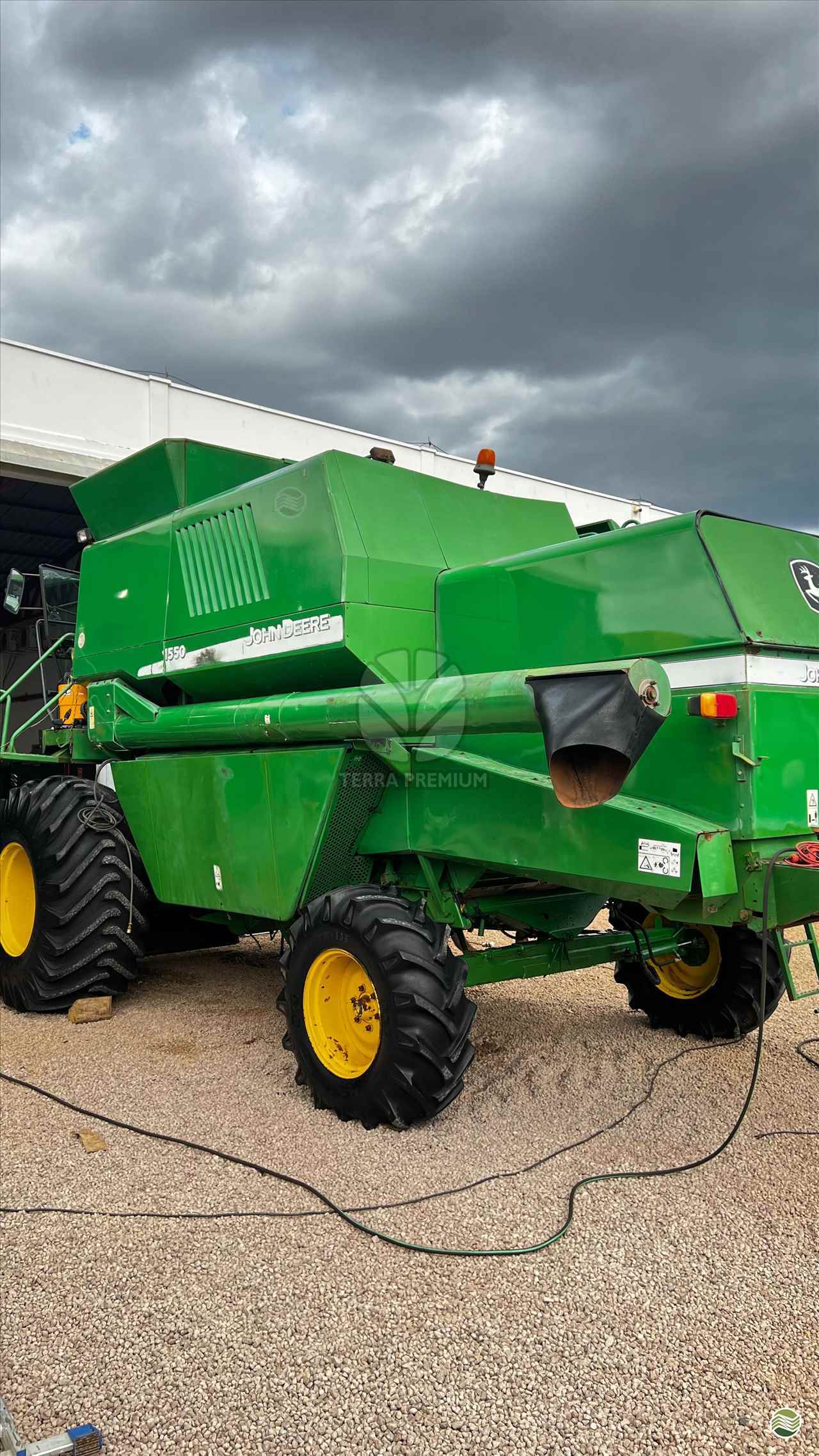 JOHN DEERE 1550