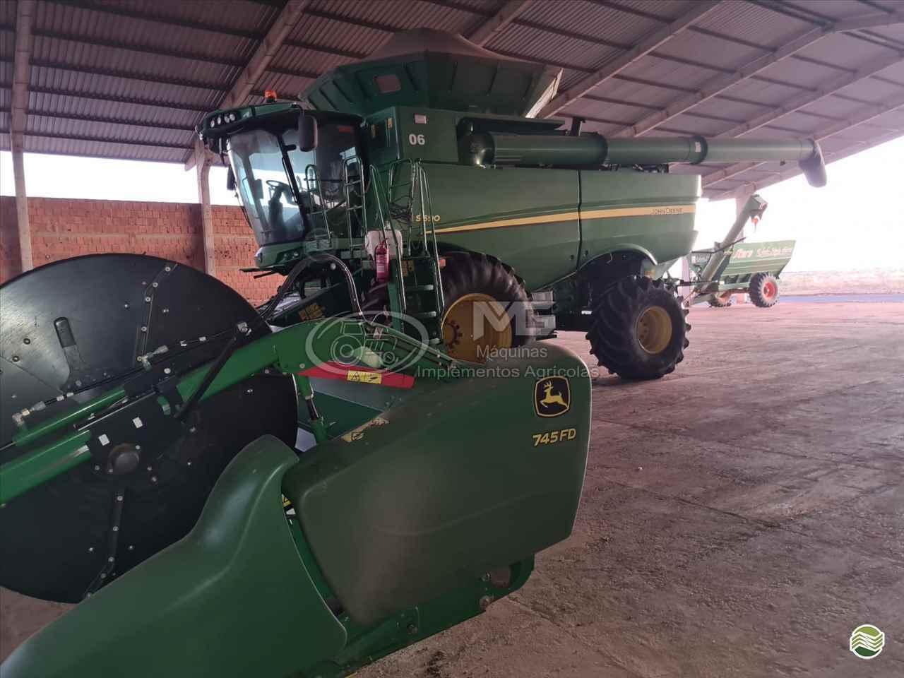 JOHN DEERE S690